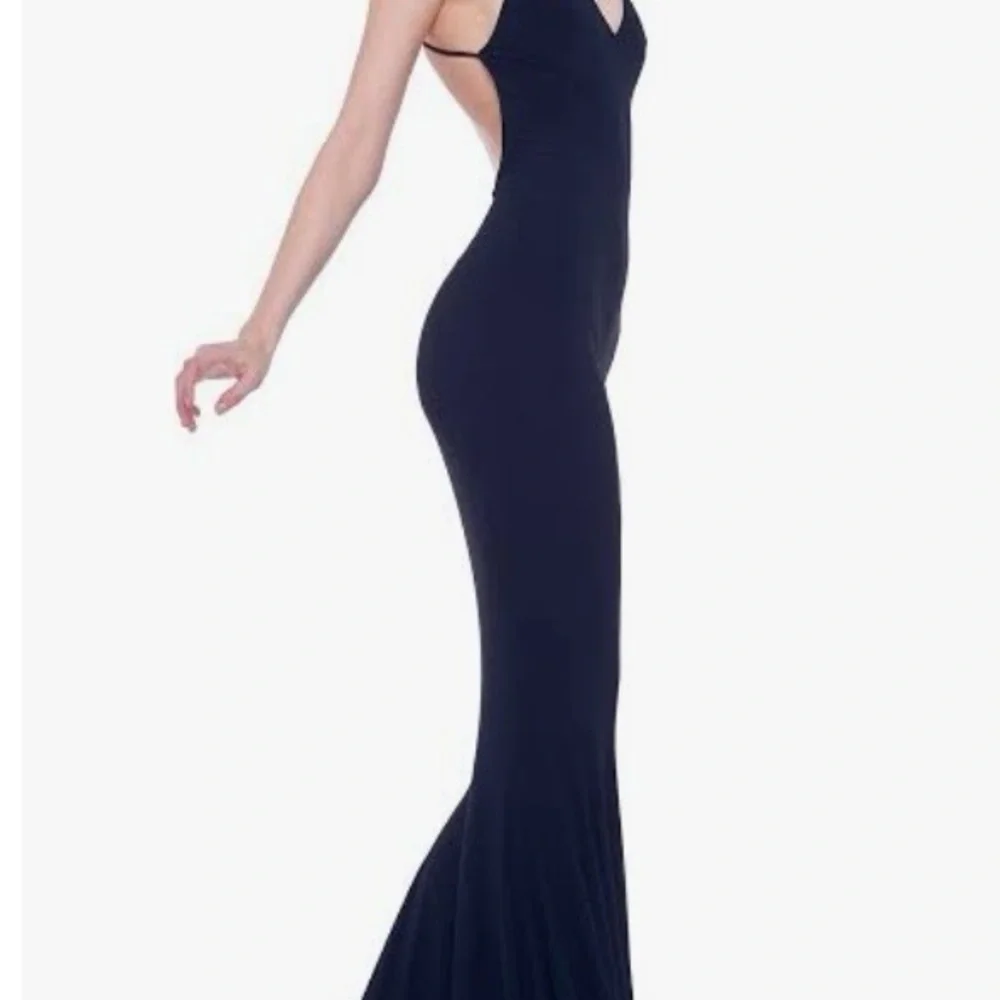 Norma Kamali Black Fishtail Maxi Dress - Picture 3 of 3